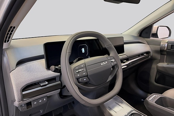 Kia EV3 10 of 17