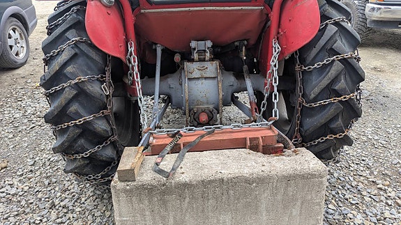 Massey Ferguson MF 35 Frontlastare Hytt Motvikt Renoverings 3 of 8