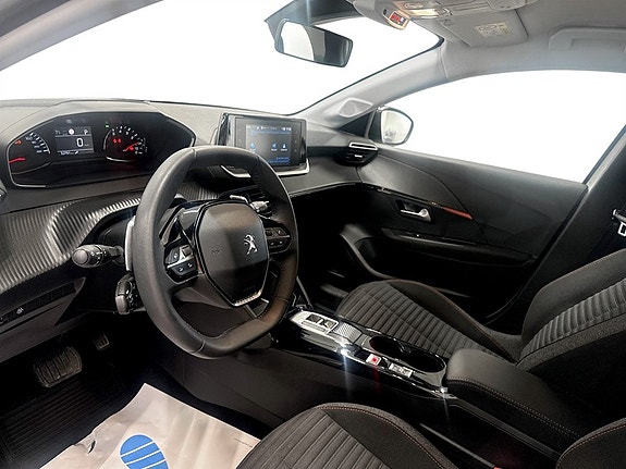 Peugeot 208 4 of 5