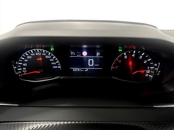 Peugeot 208 8 of 14