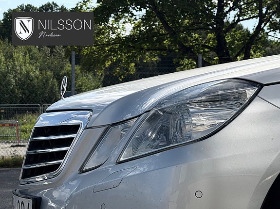 Mercedes-Benz E350 7 of 30