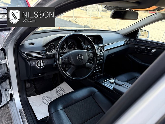 Mercedes-Benz E350 23 of 30
