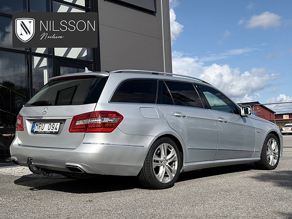 Mercedes-Benz E350 14 of 30