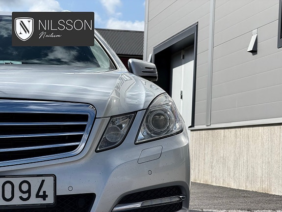 Mercedes-Benz E350 10 of 30
