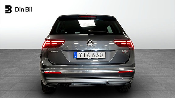 Volkswagen Tiguan 5 of 5