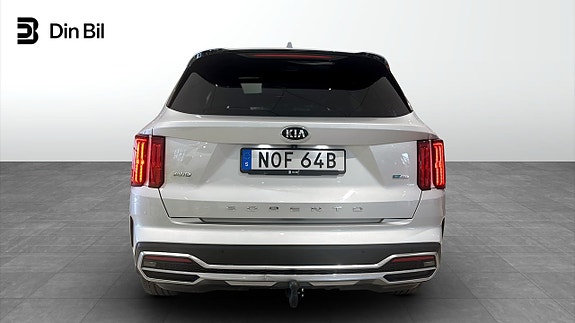 Kia Sorento 4 of 5