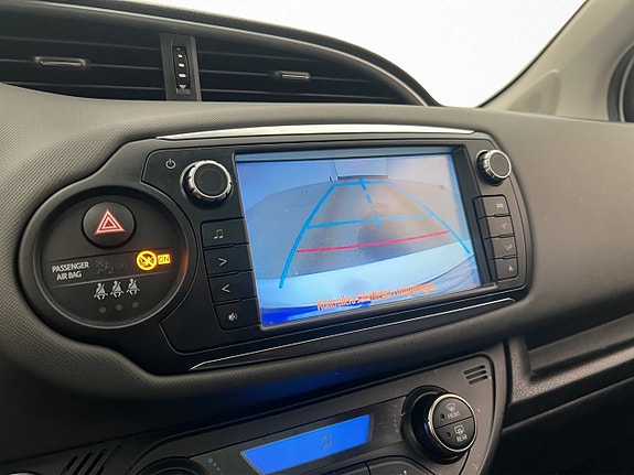 Toyota Yaris 17 of 28