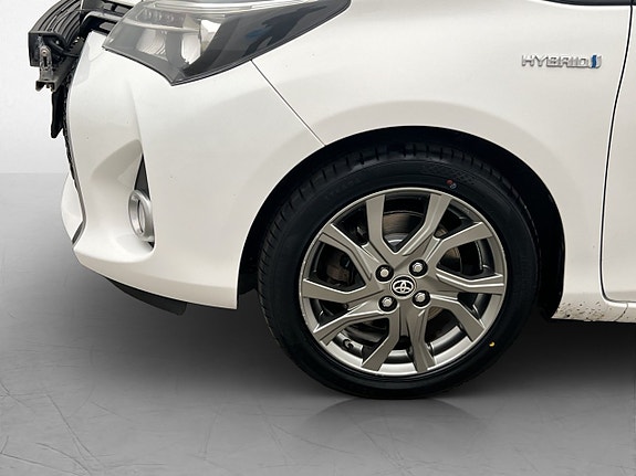 Toyota Yaris 27 of 28