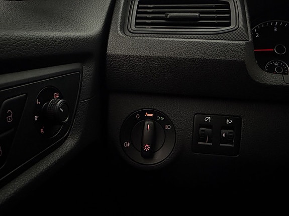Volkswagen Caddy Maxi 14 of 26
