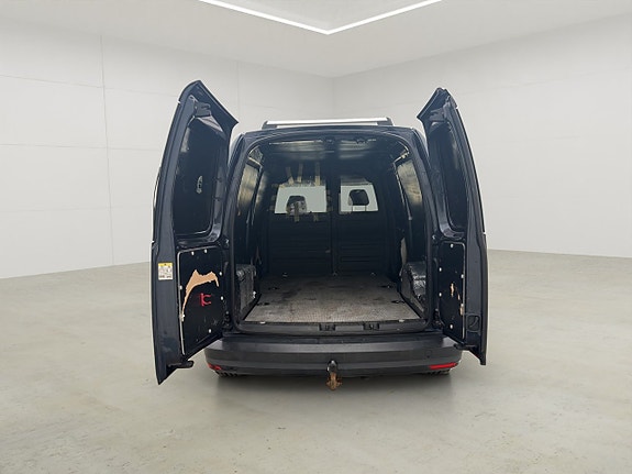 Volkswagen Caddy Maxi 13 of 26