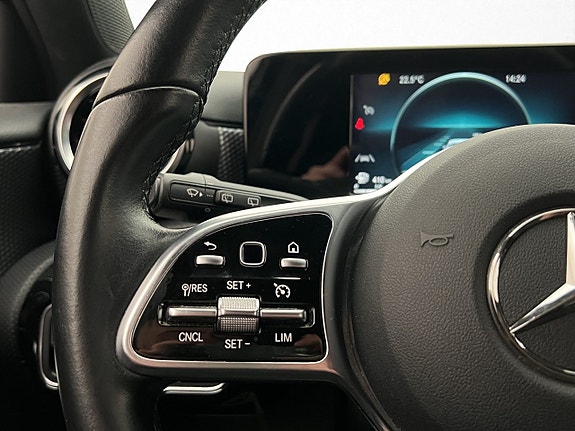Mercedes-Benz A180 15 of 30