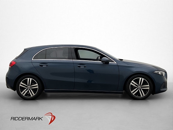 Mercedes-Benz A180 9 of 30