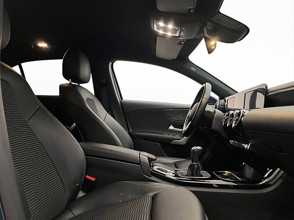 Mercedes-Benz A180 24 of 30