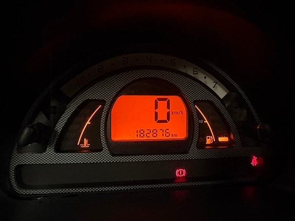 Citroen C2 2 of 8