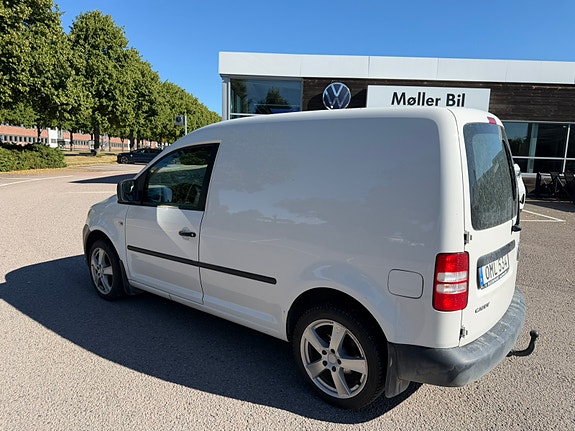 Volkswagen Caddy 2 of 4