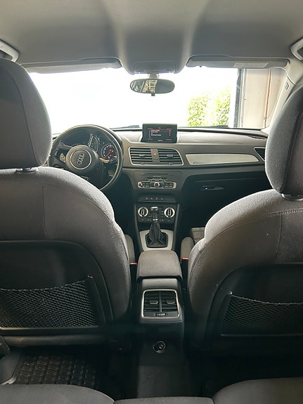 Audi Q3 3 of 4
