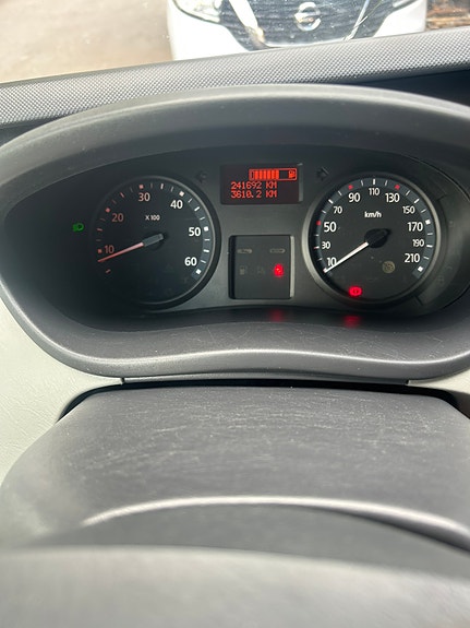 Nissan Primastar 5 of 5
