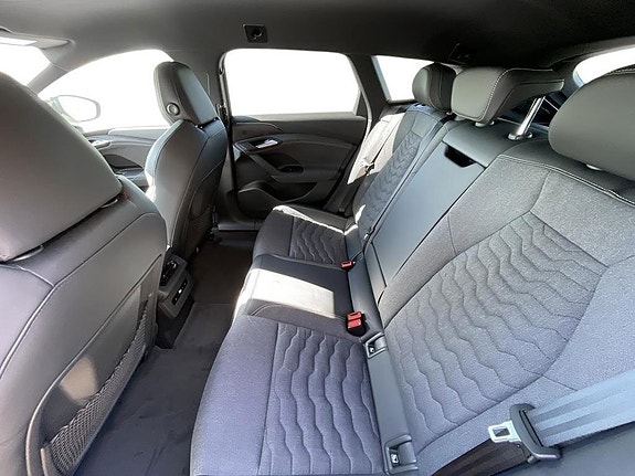 Audi A6 11 of 14