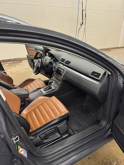 Volkswagen Passat 4 of 5