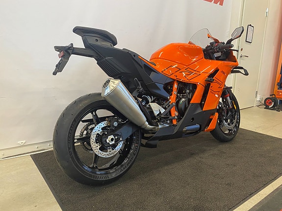 KTM 990 RC R "Endast 1 kvar till detta pris" 3 of 5