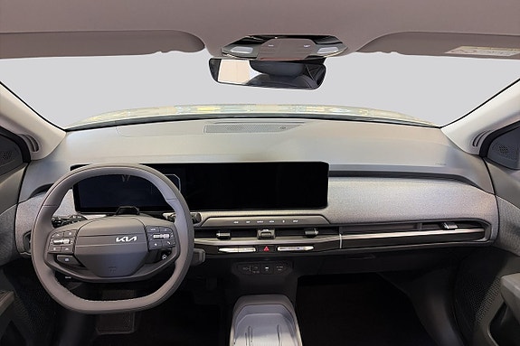 Kia EV3 7 of 17
