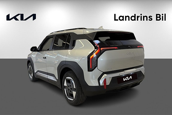 Kia EV3 6 of 17