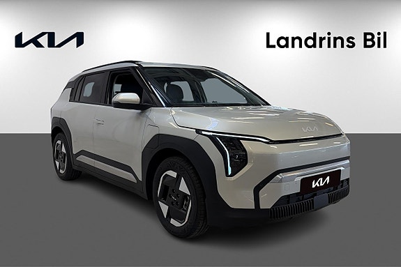 Kia EV3 3 of 5