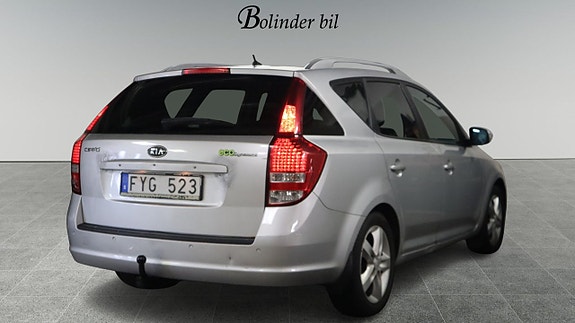 Kia Ceed 4 of 5