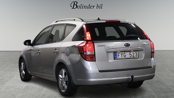 Kia Ceed 6 of 17