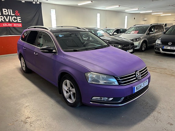 Volkswagen Passat 2 of 5