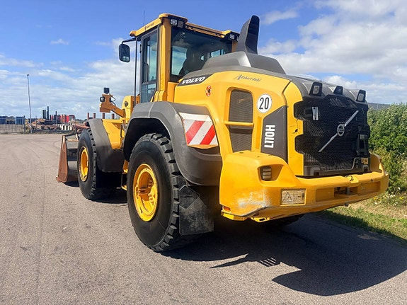 Volvo L 110 H 4 of 5