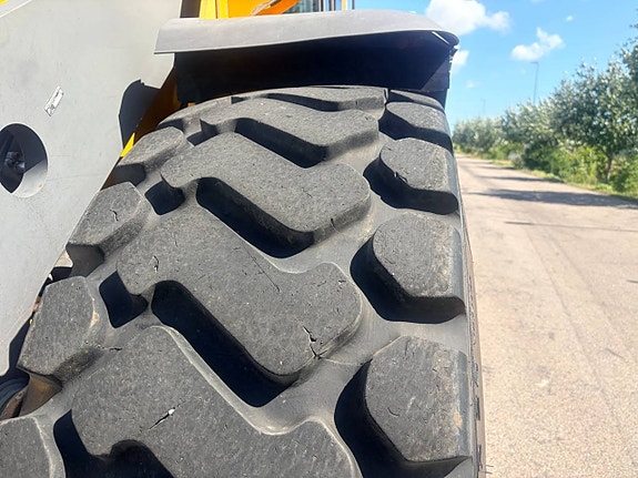 Volvo L 110 H 5 of 5
