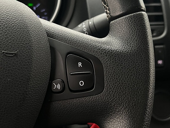 Renault Trafic 19 of 30