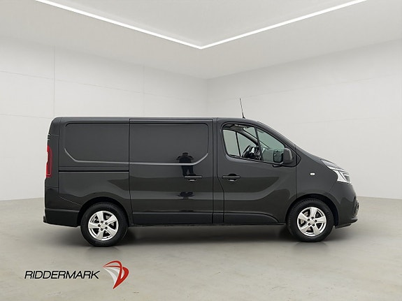 Renault Trafic 2 of 5