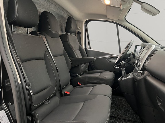 Renault Trafic 27 of 30