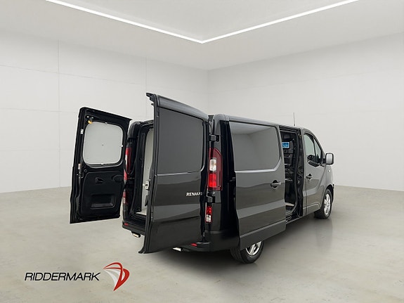 Renault Trafic 12 of 30