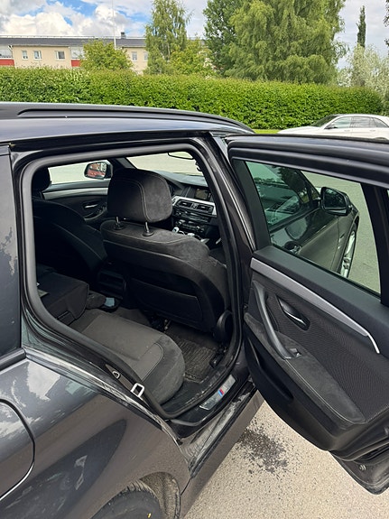BMW 520d 5 of 5