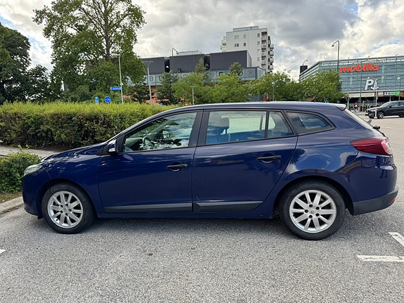 Renault Megane III 7 of 10