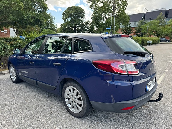 Renault Megane III 4 of 5