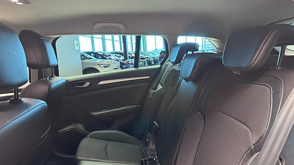Renault Megane E-Tech 8 of 19