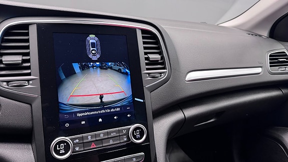 Renault Megane E-Tech 10 of 19