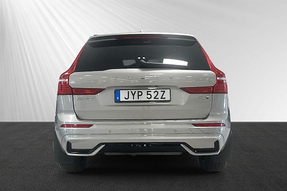 Volvo XC60 4 of 5
