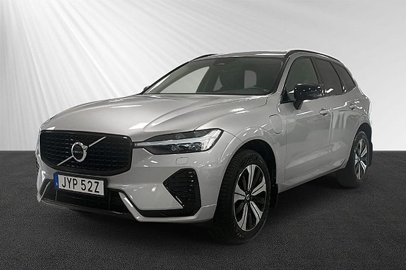 Volvo XC60 2 of 5
