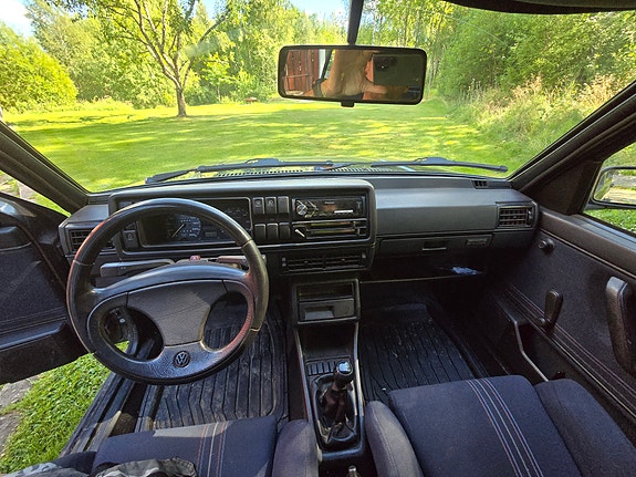 Volkswagen Golf II 11 of 14