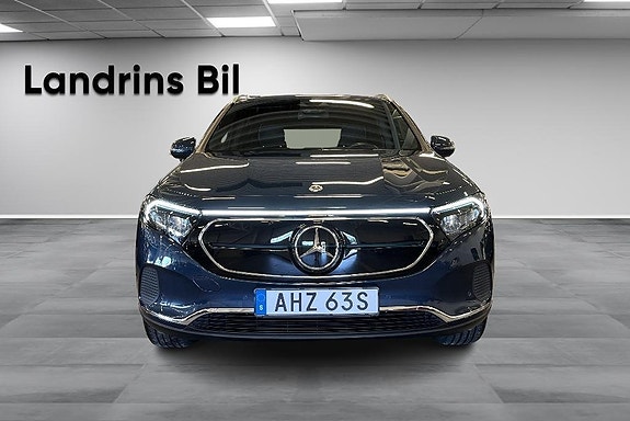Mercedes-Benz EQA250 2 of 5