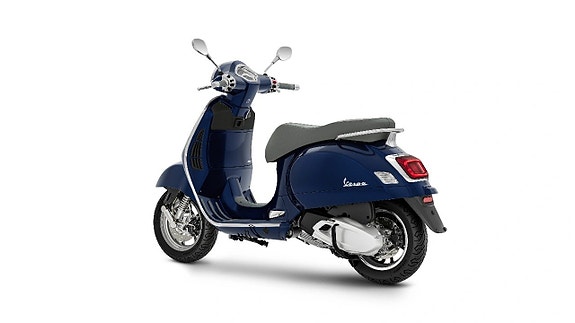 Vespa GTS 310 8 of 15