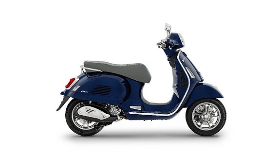 Vespa GTS 310 4 of 5