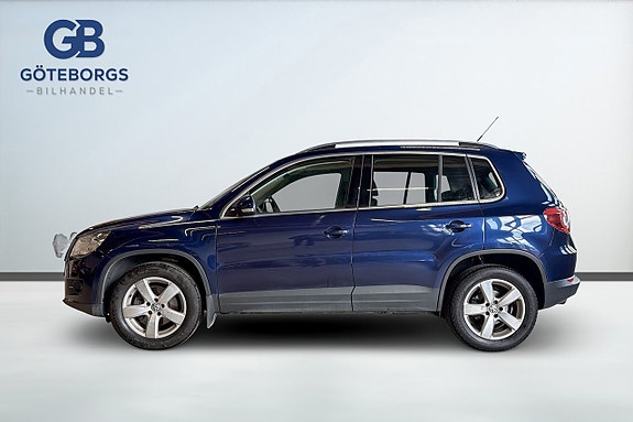 Volkswagen Tiguan 3 of 5