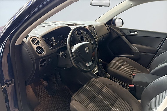 Volkswagen Tiguan 10 of 17