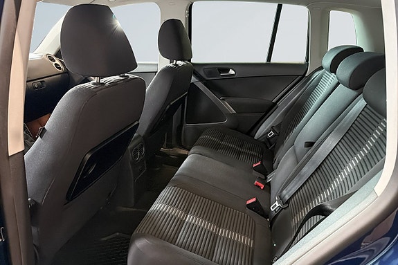 Volkswagen Tiguan 15 of 17
